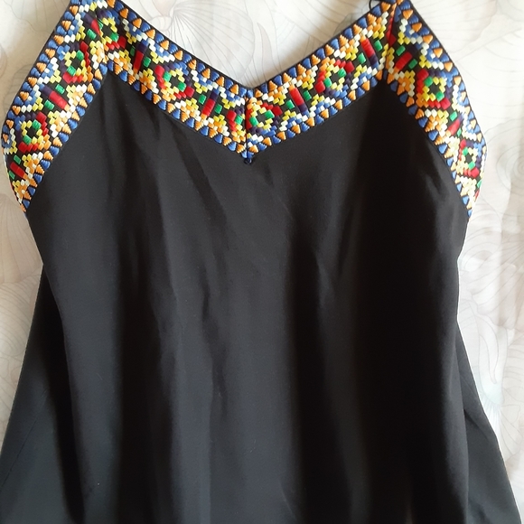 Embroidered Boho Tank - Picture 7 of 8